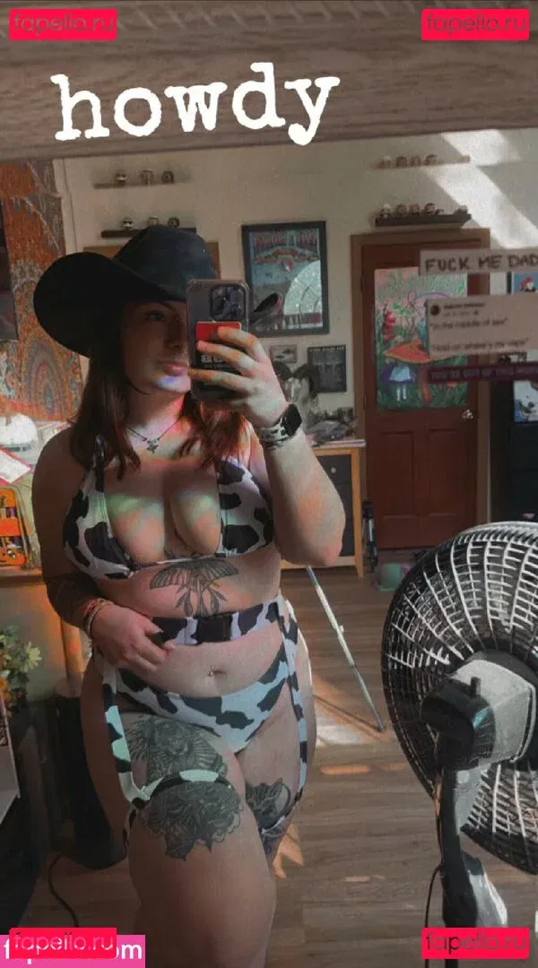 Phoebe Peers Onlyfans Photo Gallery 