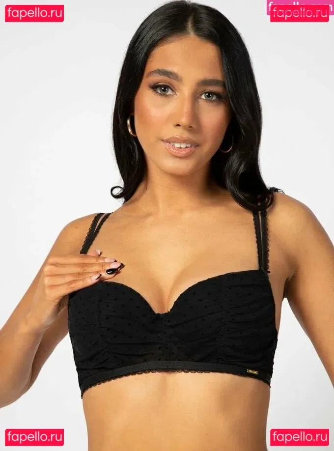 Phoebe Peers Onlyfans Photo Gallery 