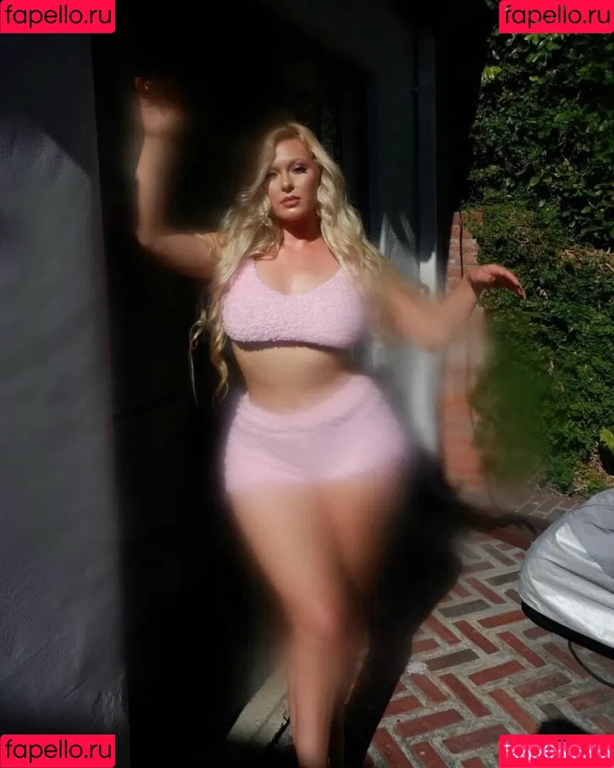 Amethyst Franklin Onlyfans Photo Gallery 