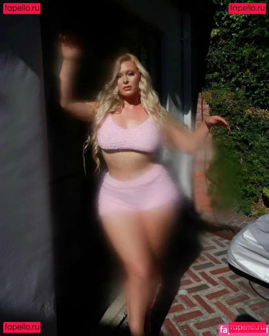 Amethyst Franklin Onlyfans Photo Gallery 