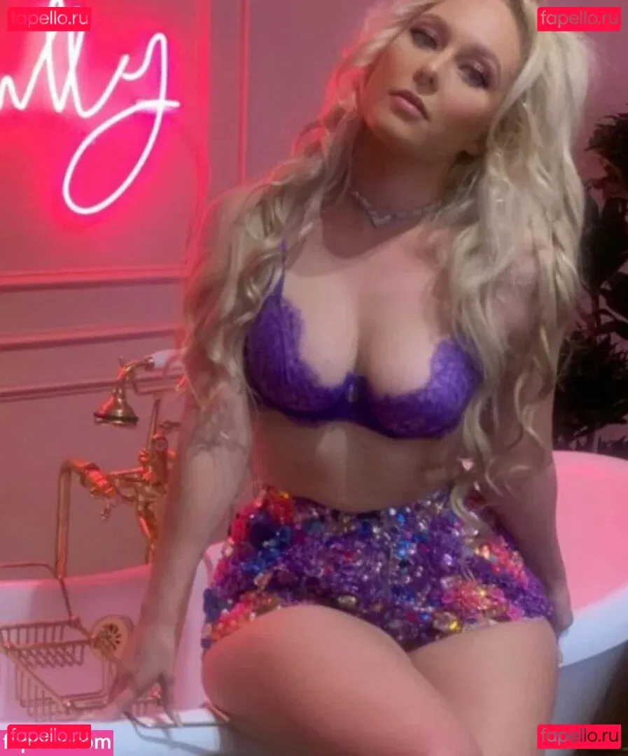 Amethyst Franklin Onlyfans Photo Gallery 