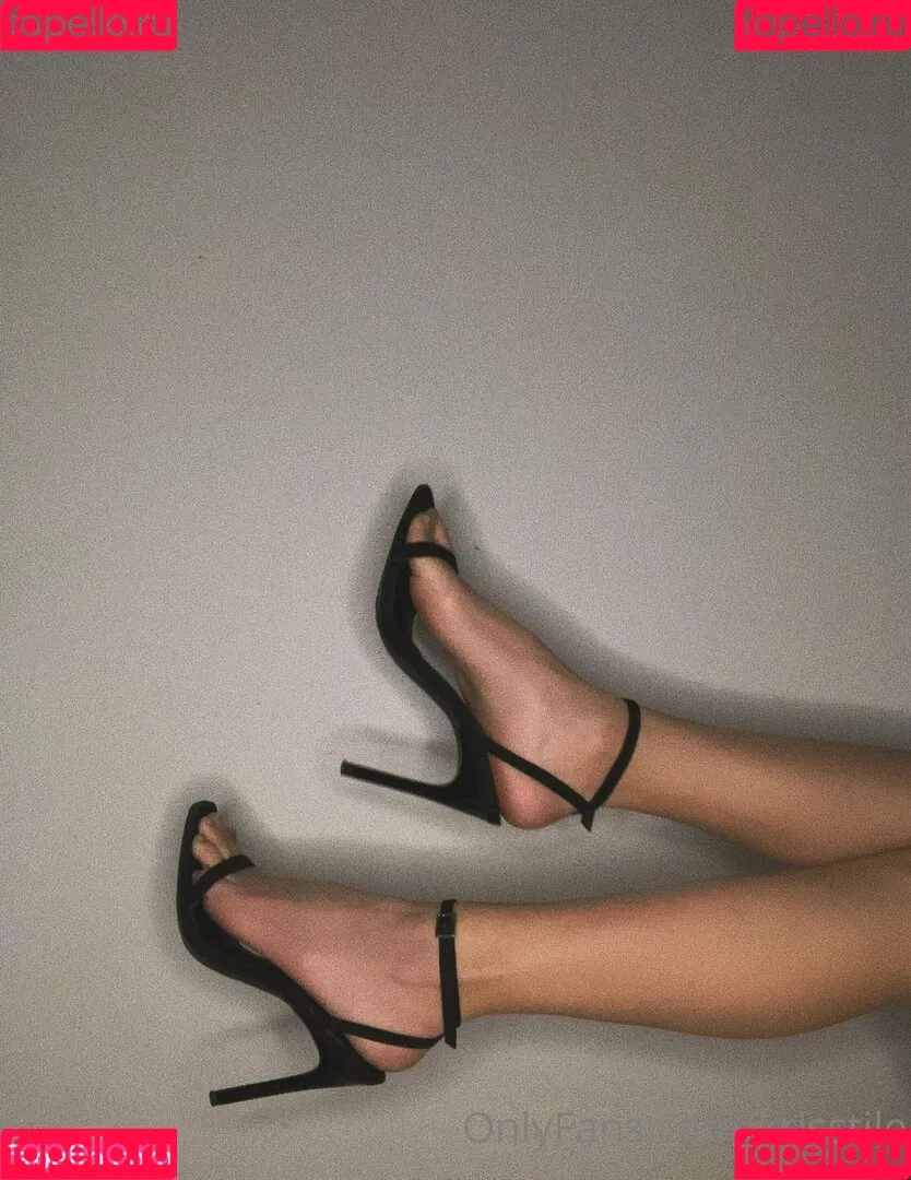 krisstile Onlyfans Photo Gallery 
