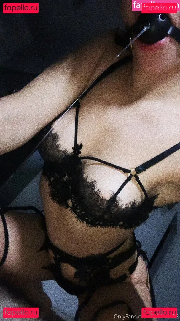 krisstile Onlyfans Photo Gallery 