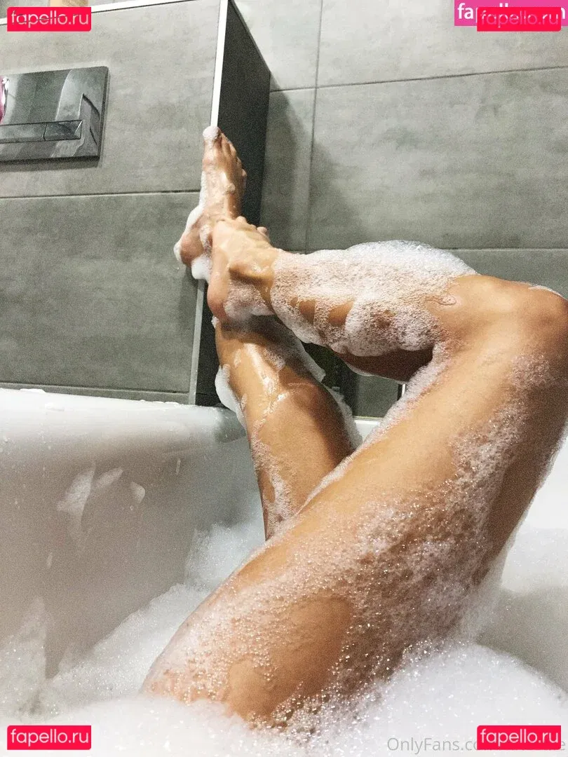 krisstile Onlyfans Photo Gallery 