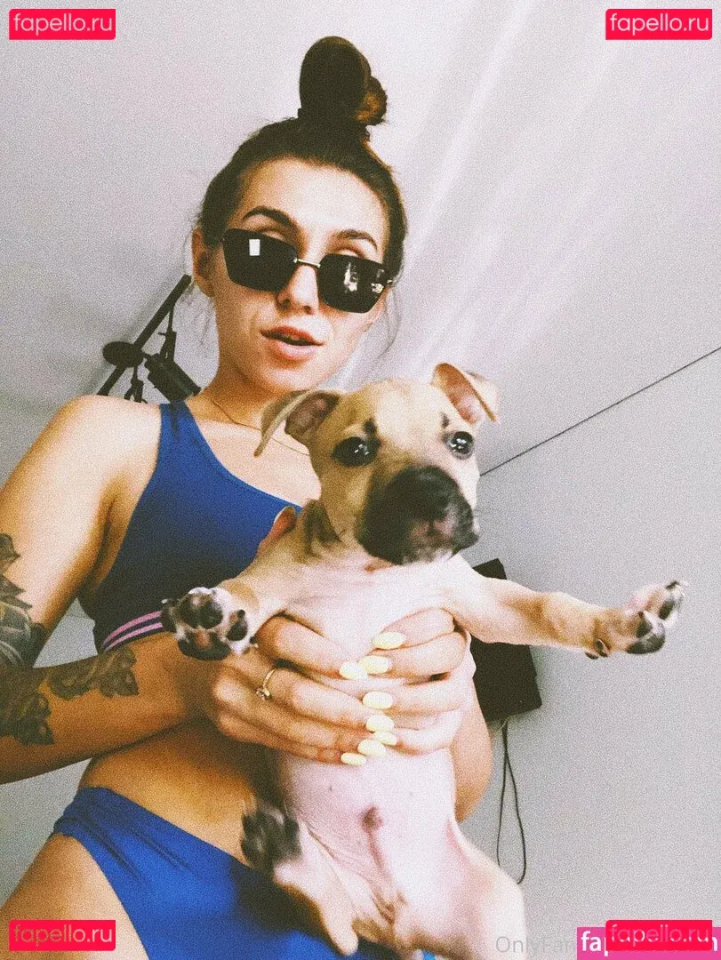 krisstile Onlyfans Photo Gallery 