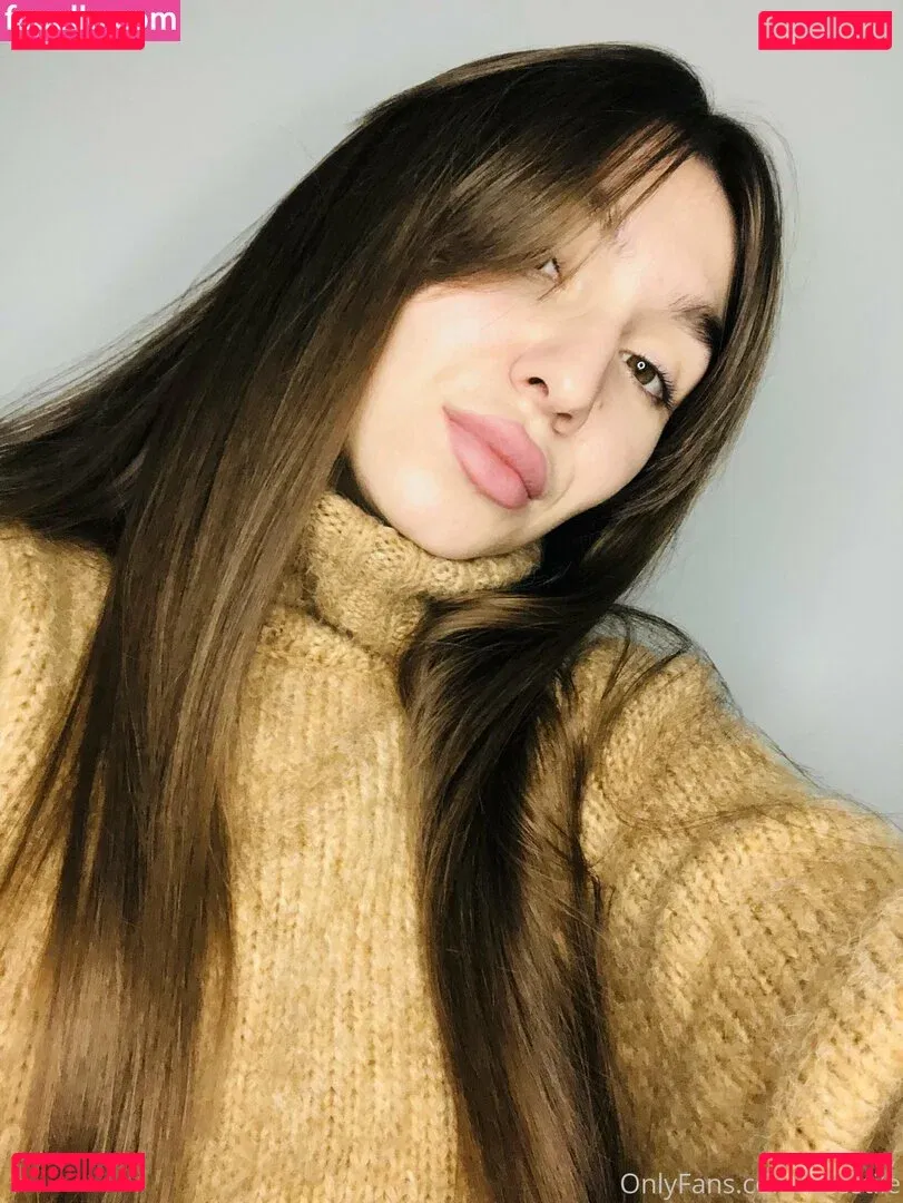 krisstile Onlyfans Photo Gallery 