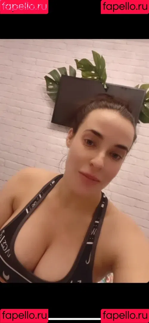 Stephanie Davis Onlyfans Photo Gallery 