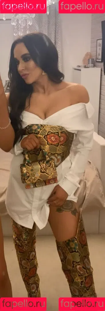 Stephanie Davis Onlyfans Photo Gallery 