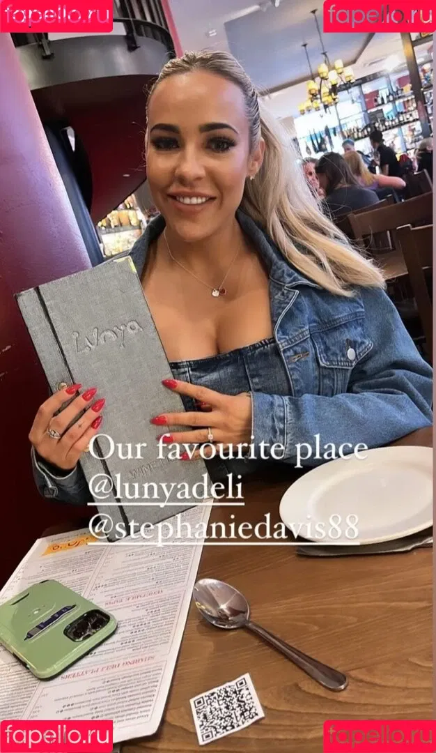 Stephanie Davis Onlyfans Photo Gallery 