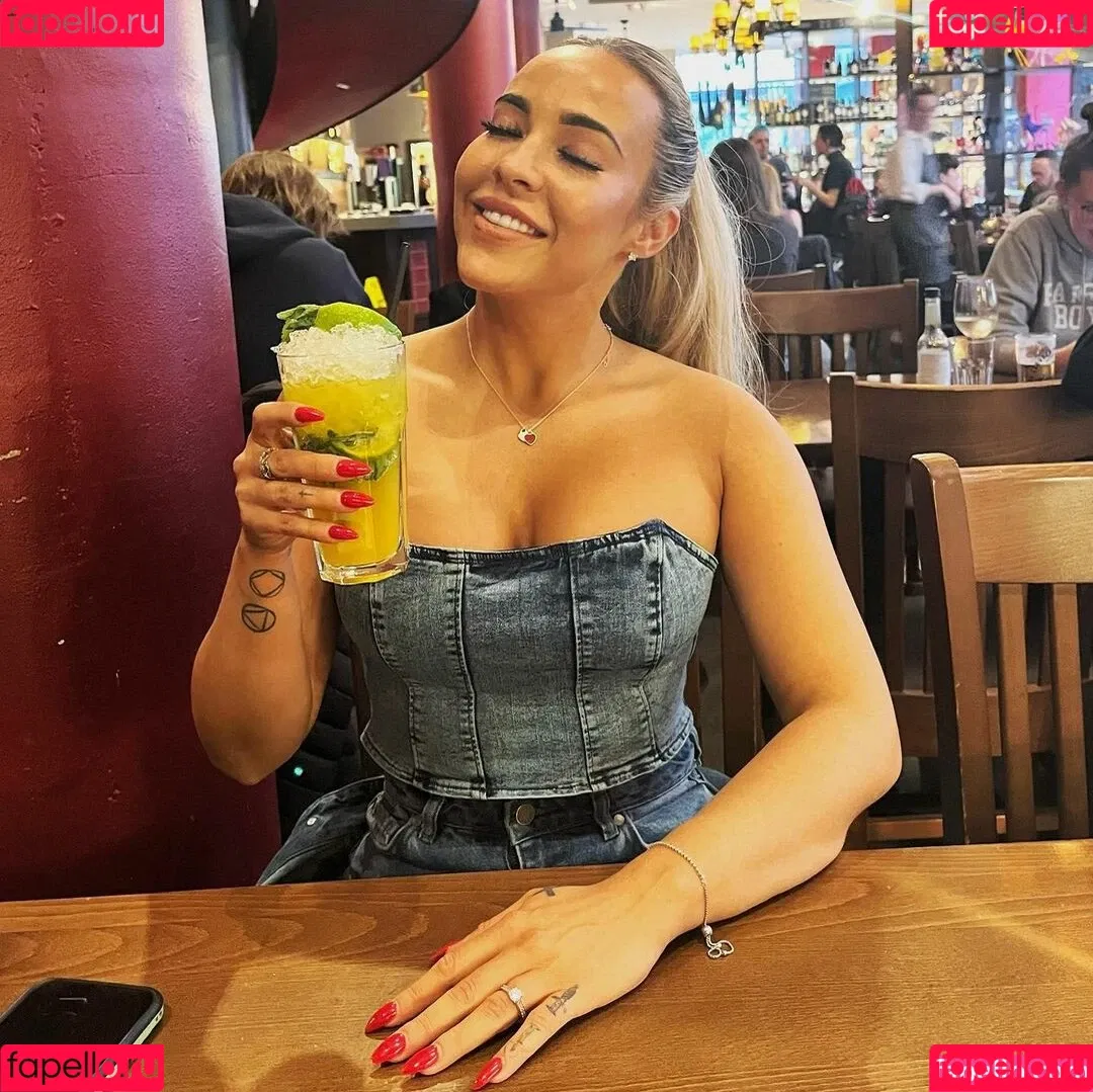 Stephanie Davis Onlyfans Photo Gallery 