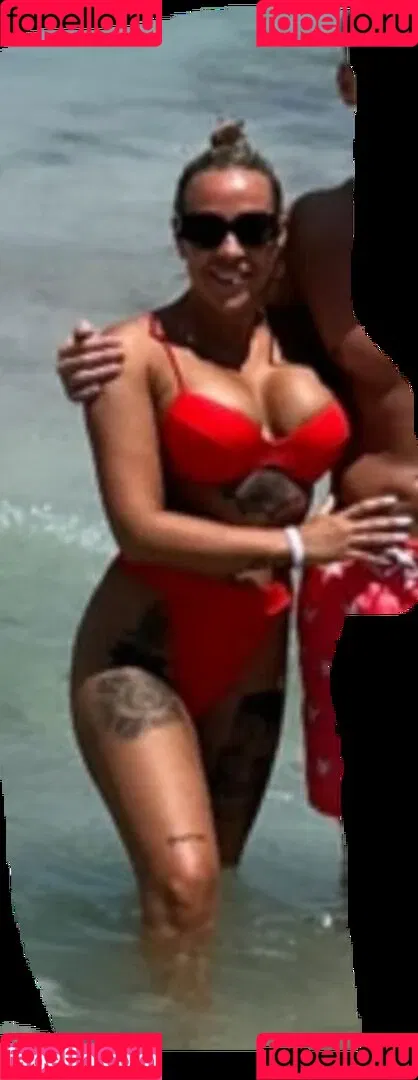 Stephanie Davis Onlyfans Photo Gallery 