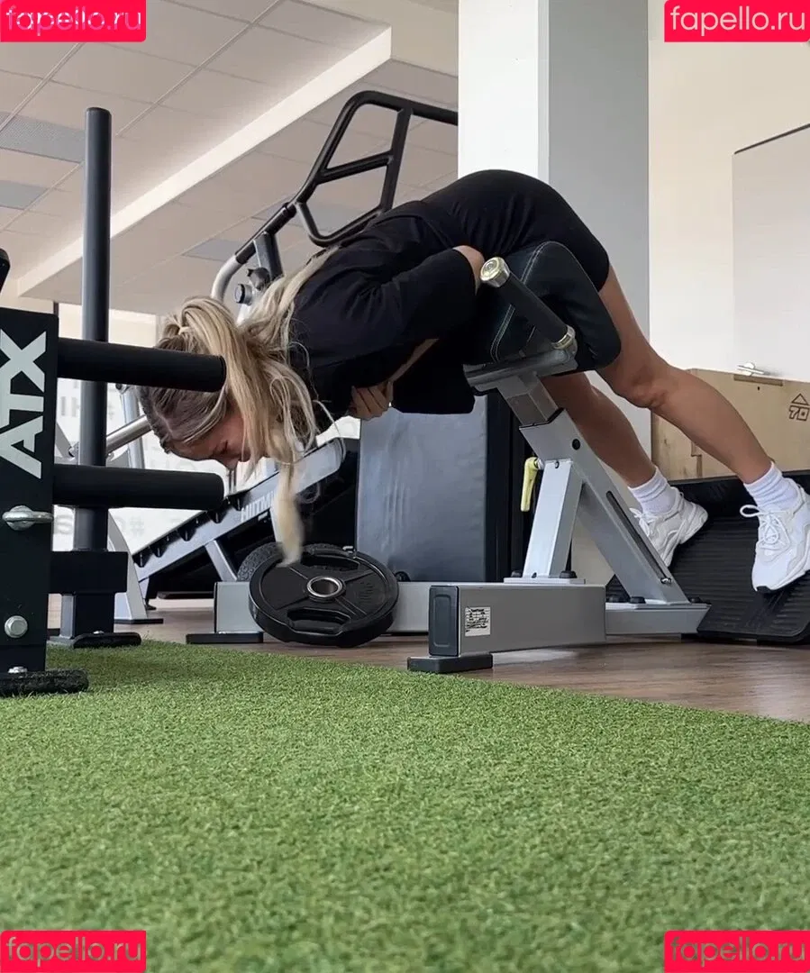 Stephanie Davis Onlyfans Photo Gallery 