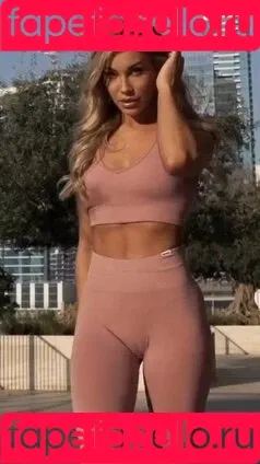 Stephanie Davis Onlyfans Photo Gallery 