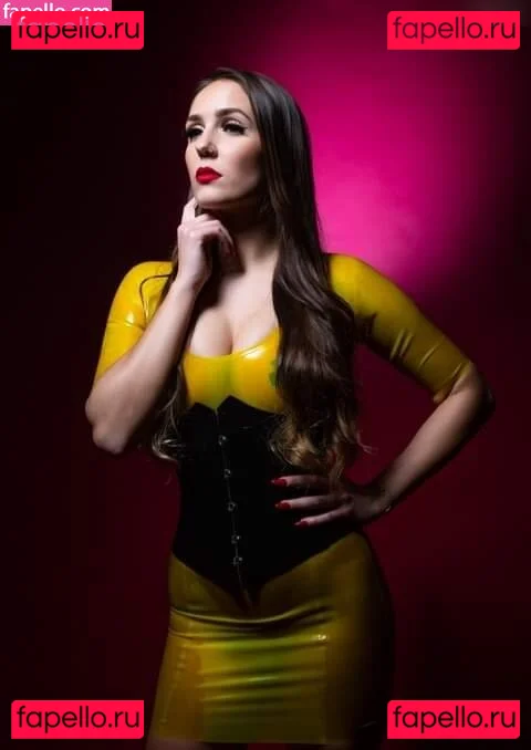 Finnja von Buenhove Onlyfans Photo Gallery 