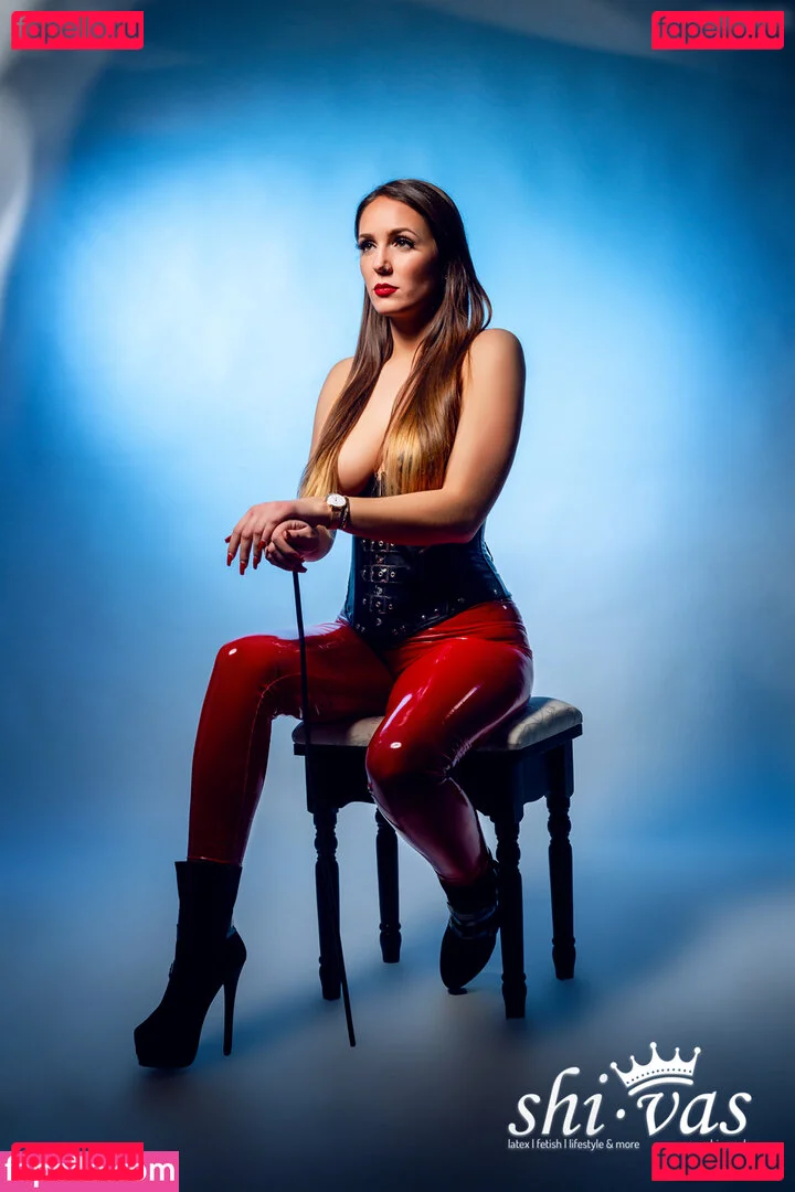 Finnja von Buenhove Onlyfans Photo Gallery 