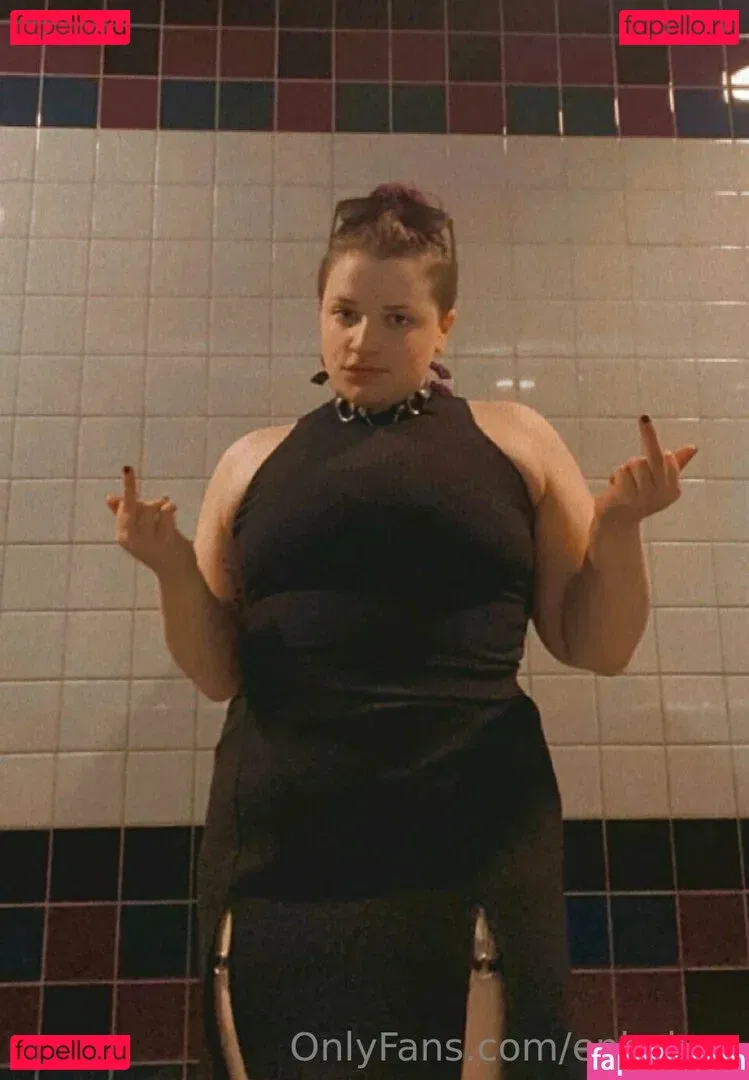 enbybug Onlyfans Photo Gallery 