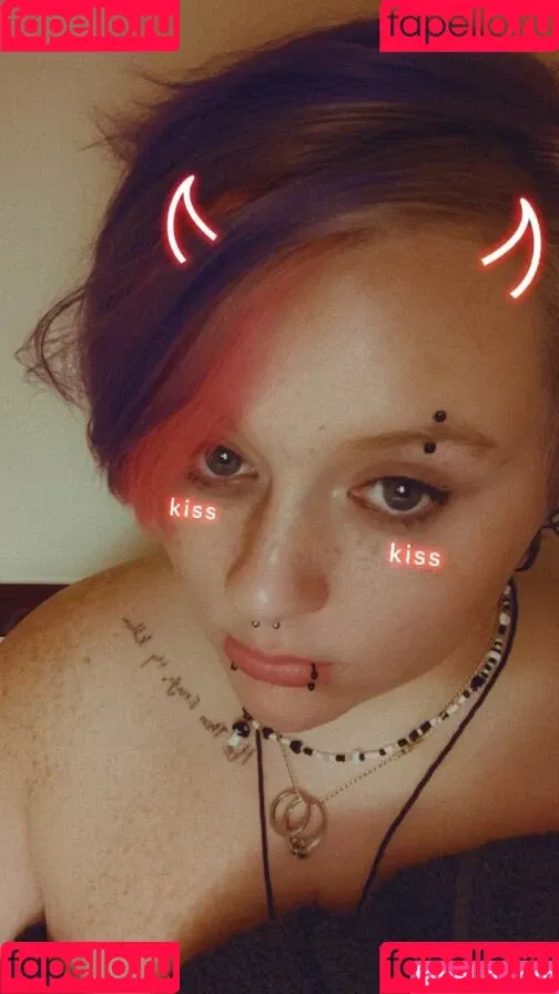 Metalchick112 Onlyfans Photo Gallery 