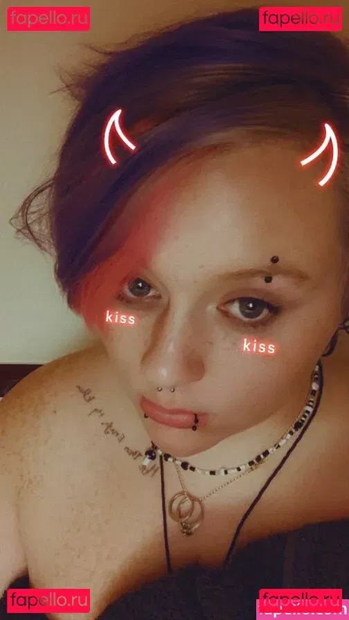 Metalchick112 Onlyfans Photo Gallery 