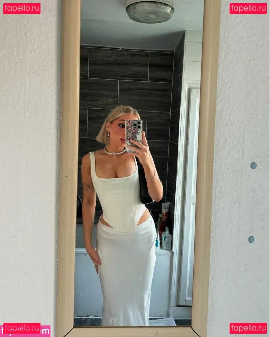 Scoutcohen Onlyfans Photo Gallery 