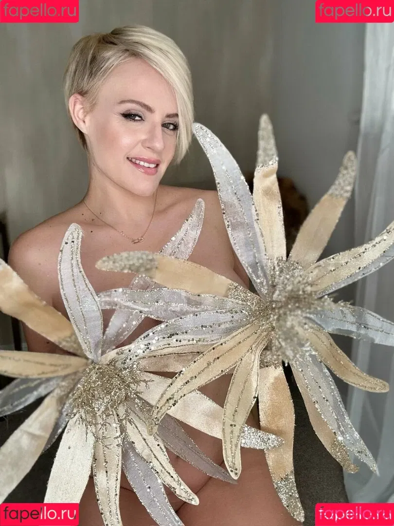 angelinecleon Onlyfans Photo Gallery 