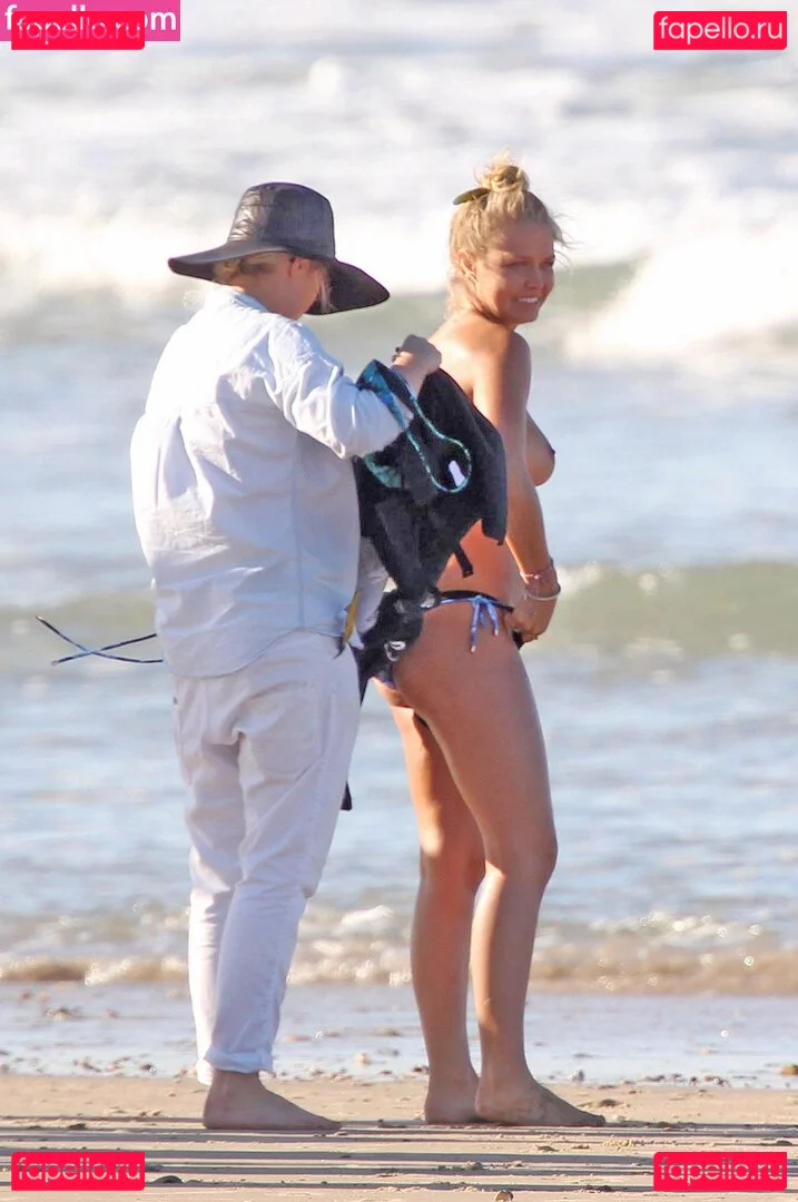 Lara Bingle Onlyfans Photo Gallery 