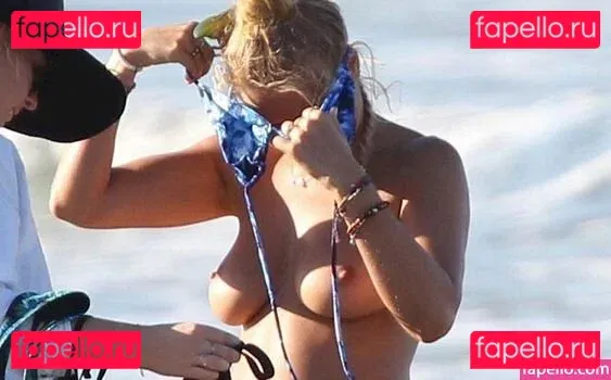 Lara Bingle Onlyfans Photo Gallery 