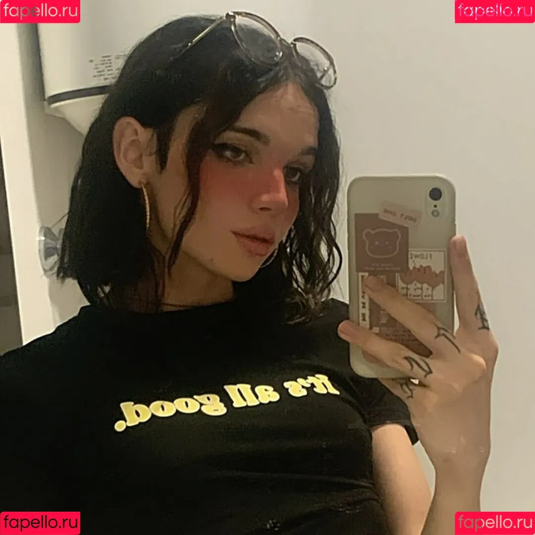angele_mhr Onlyfans Photo Gallery 