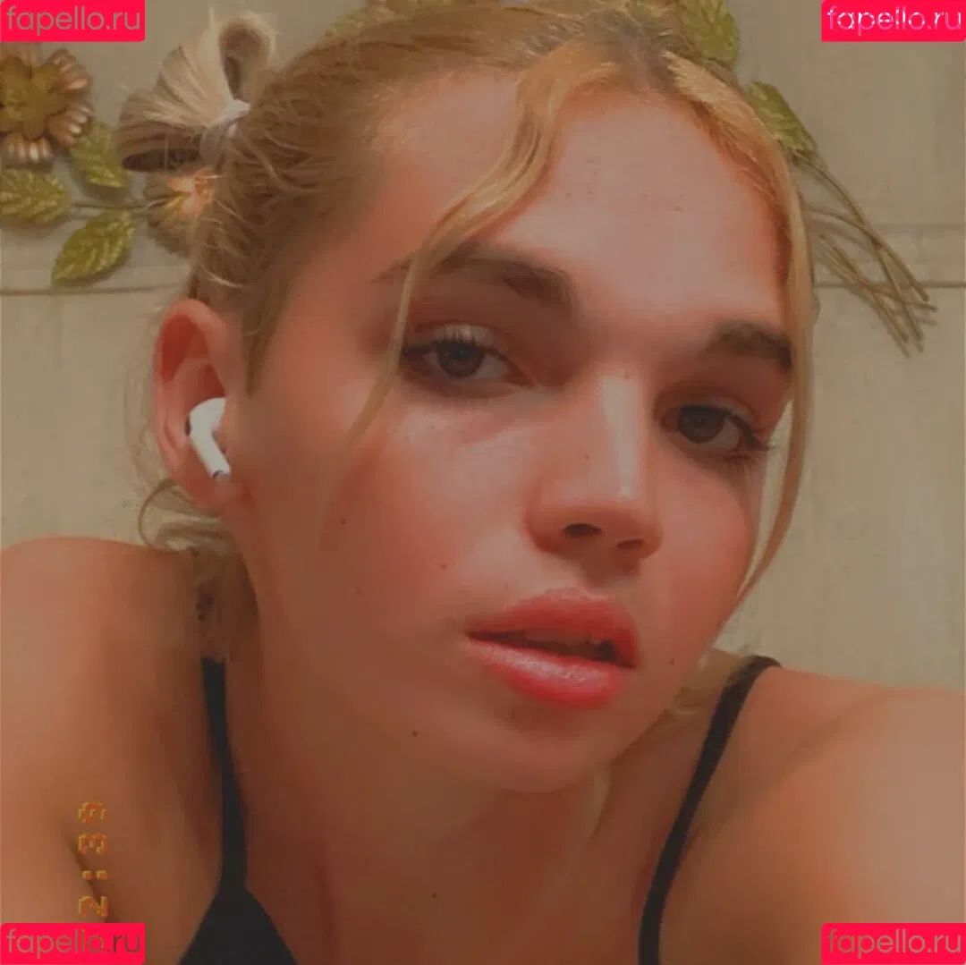angele_mhr Onlyfans Photo Gallery 