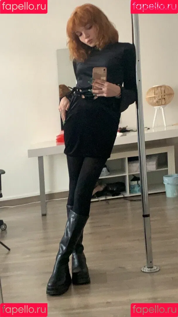 angele_mhr Onlyfans Photo Gallery 