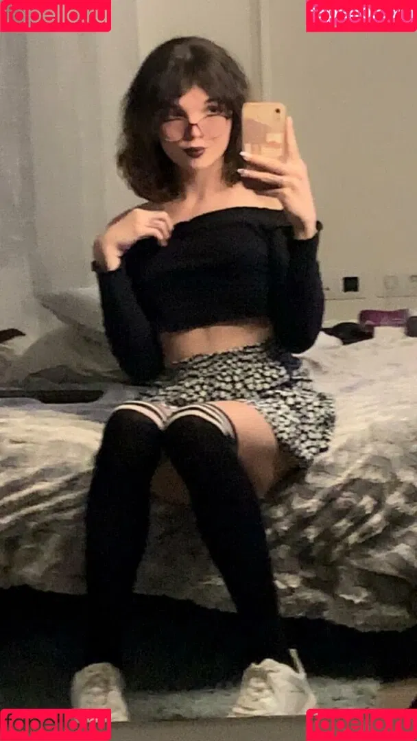 angele_mhr Onlyfans Photo Gallery 