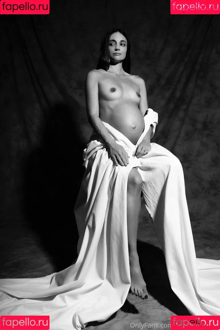 Laura Perlongo Onlyfans Photo Gallery 