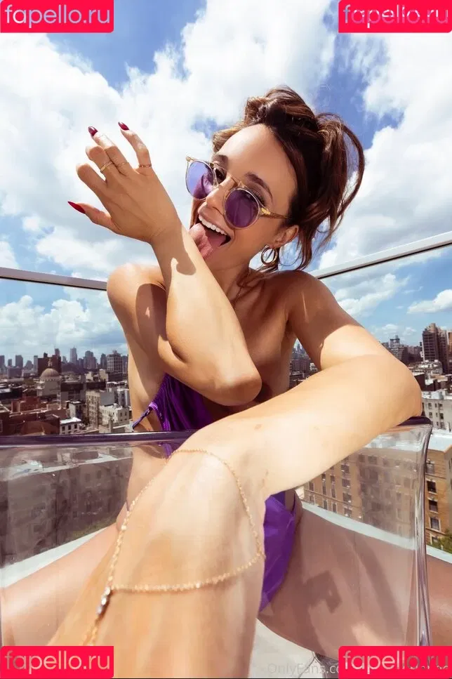 Laura Perlongo Onlyfans Photo Gallery 