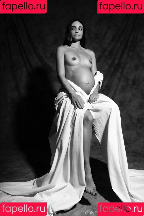 Laura Perlongo Onlyfans Photo Gallery 