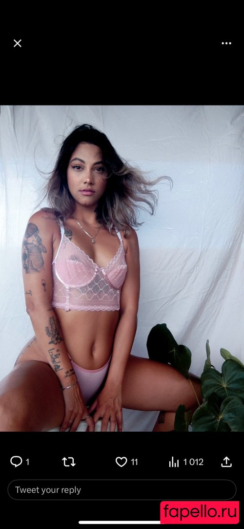 Erva Doce Nude Onlyfans Photo 4