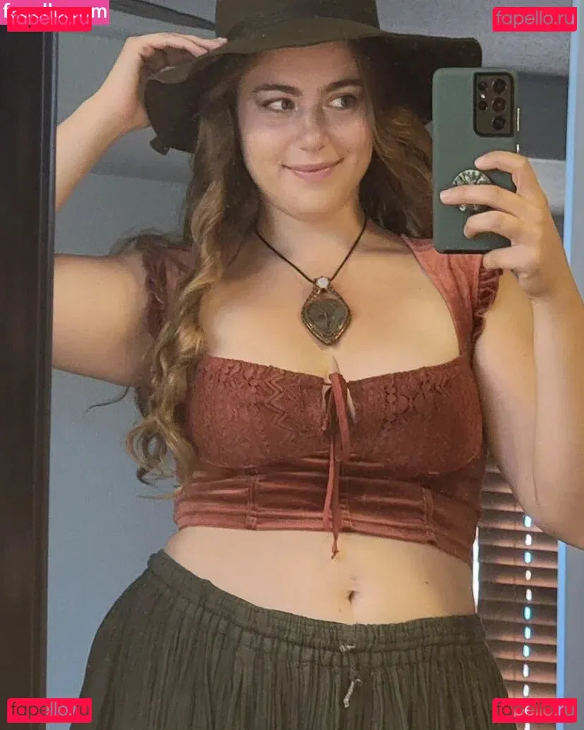 AwesomeKate Onlyfans Photo Gallery 