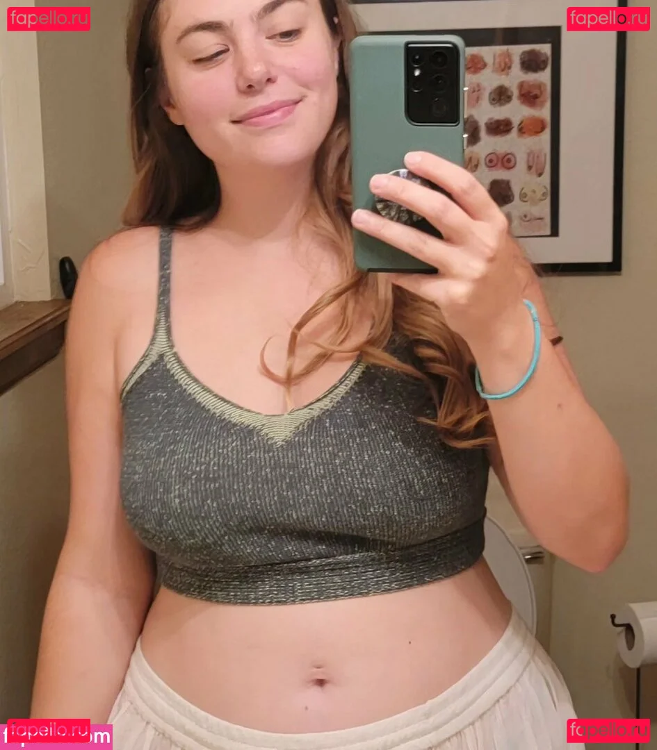 AwesomeKate Onlyfans Photo Gallery 