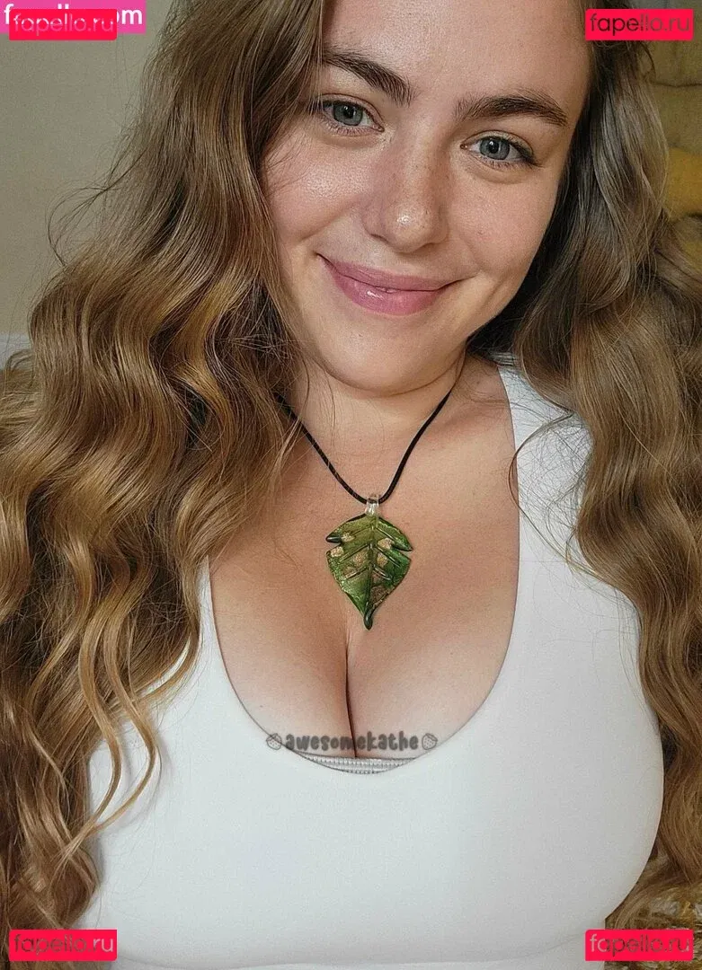 AwesomeKate Onlyfans Photo Gallery 