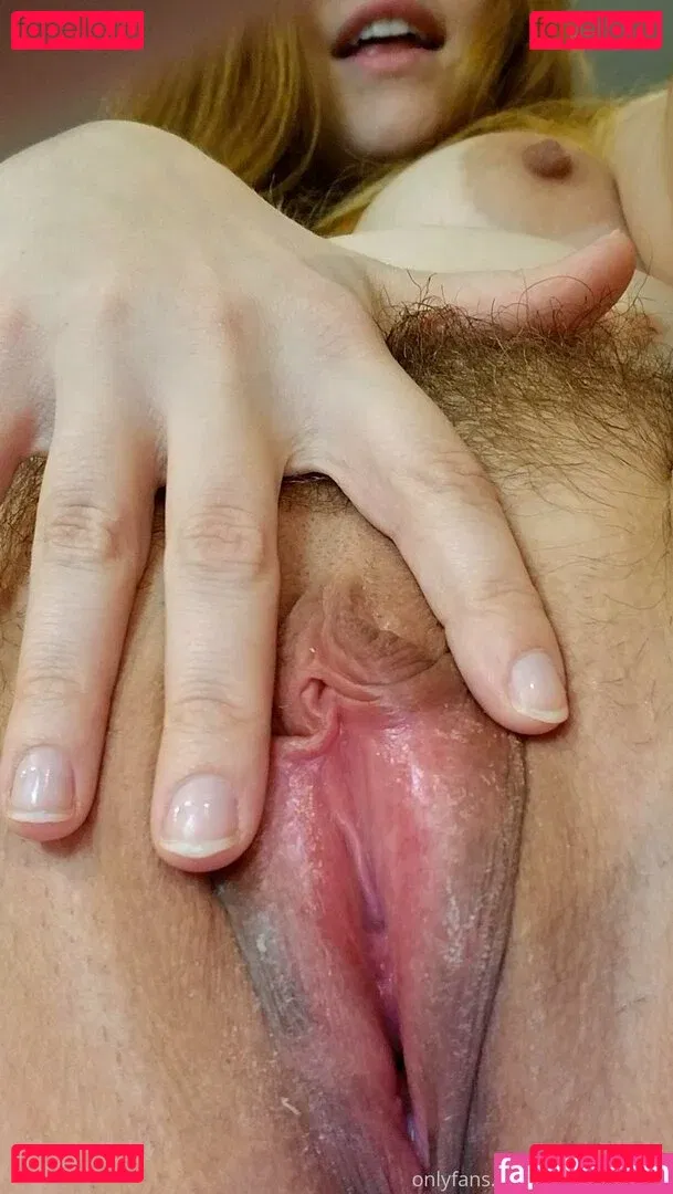 AwesomeKate Onlyfans Photo Gallery 