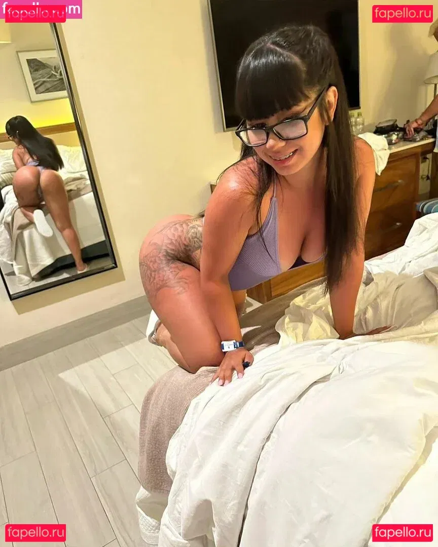 Hola.Franzi Onlyfans Photo Gallery 