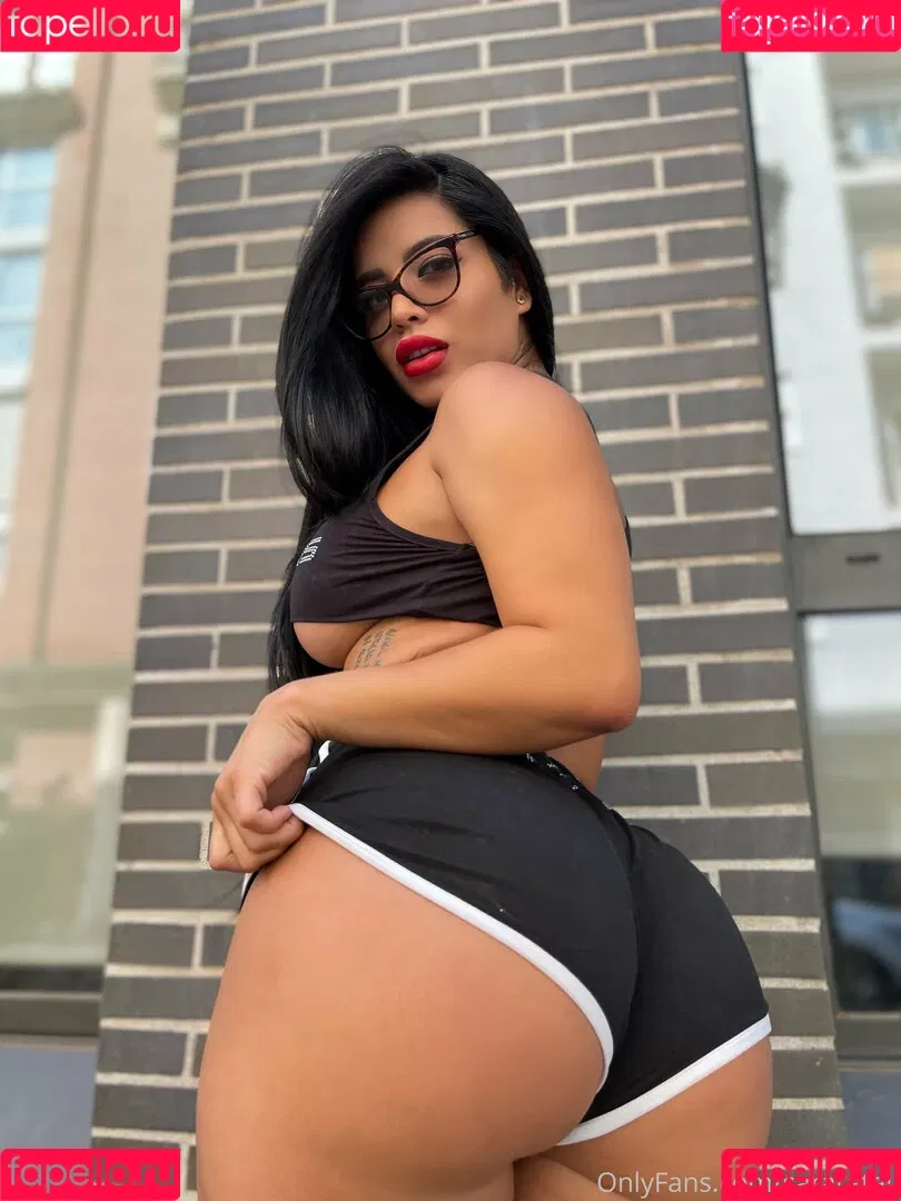 freesararetali Onlyfans Photo Gallery 