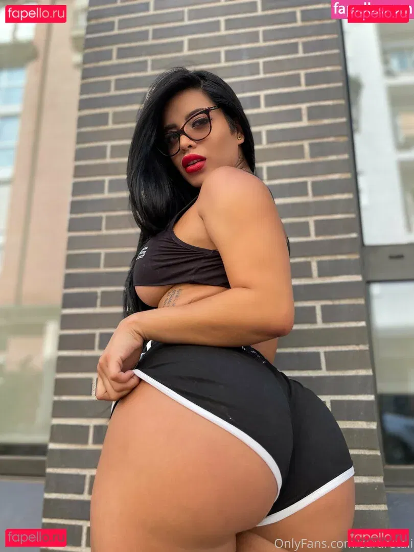 freesararetali Onlyfans Photo Gallery 