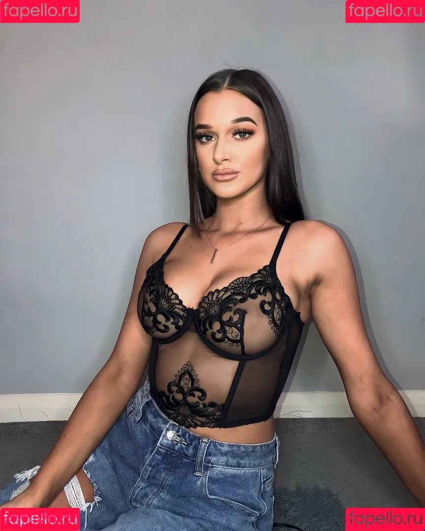 Louise Reid Onlyfans Photo Gallery 