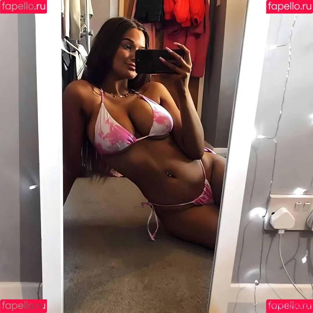 Louise Reid Onlyfans Photo Gallery 