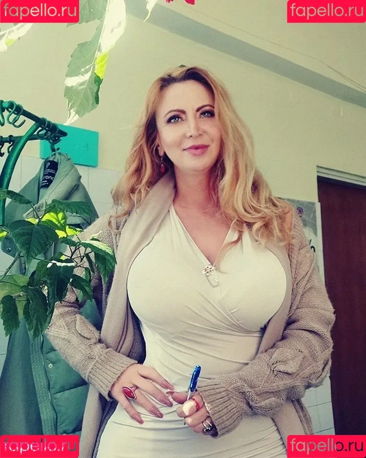 Berina Fati Onlyfans Photo Gallery 