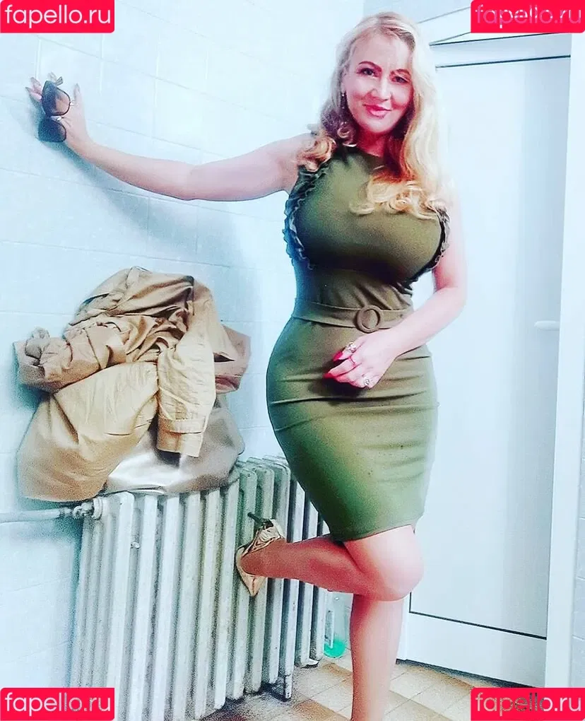 Berina Fati Onlyfans Photo Gallery 