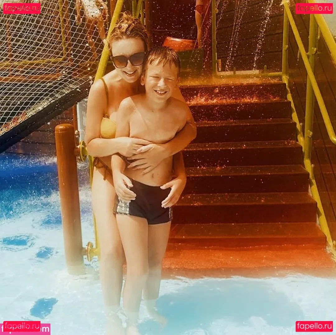 Berina Fati Onlyfans Photo Gallery 