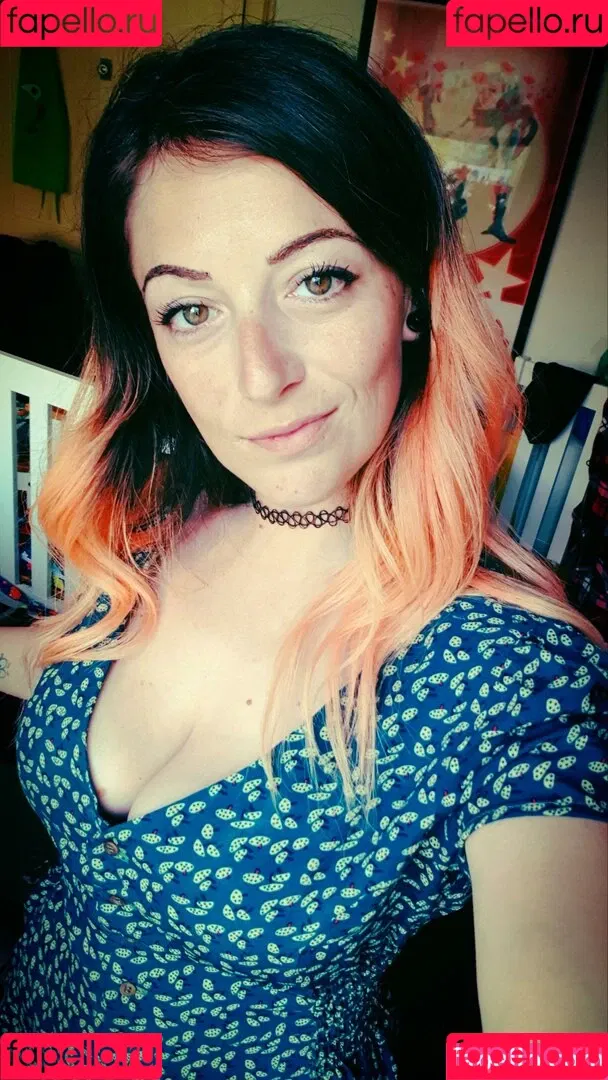 MsVnsfw Onlyfans Photo Gallery 
