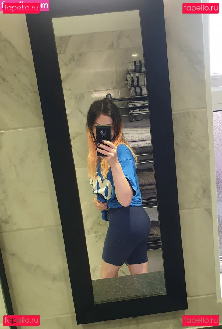 MsVnsfw Onlyfans Photo Gallery 