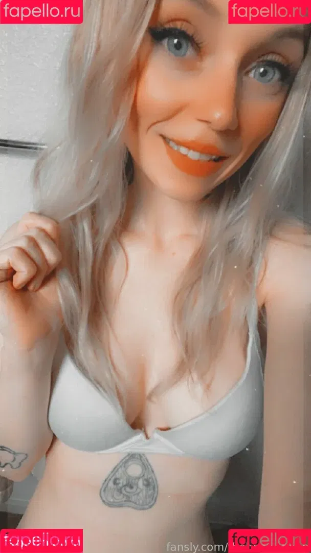 thebeezleboop Onlyfans Photo Gallery 