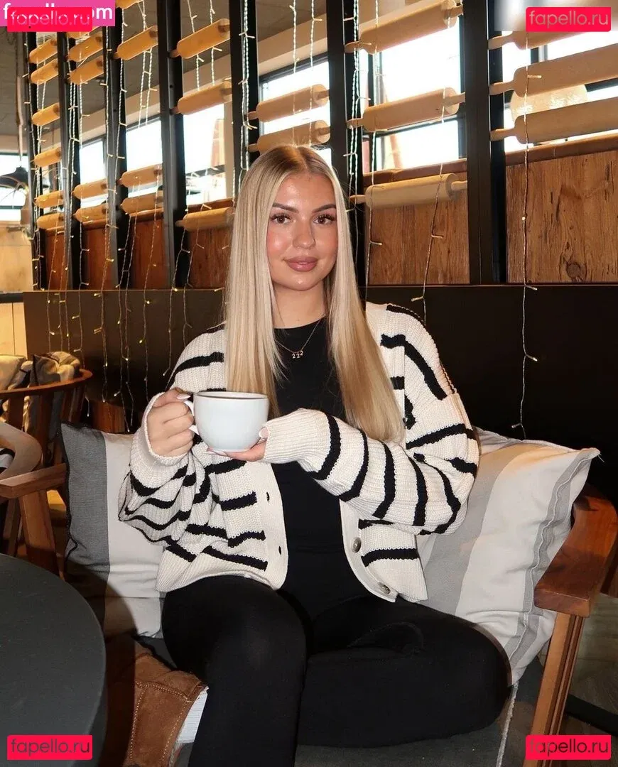 Joline Elisa Onlyfans Photo Gallery 